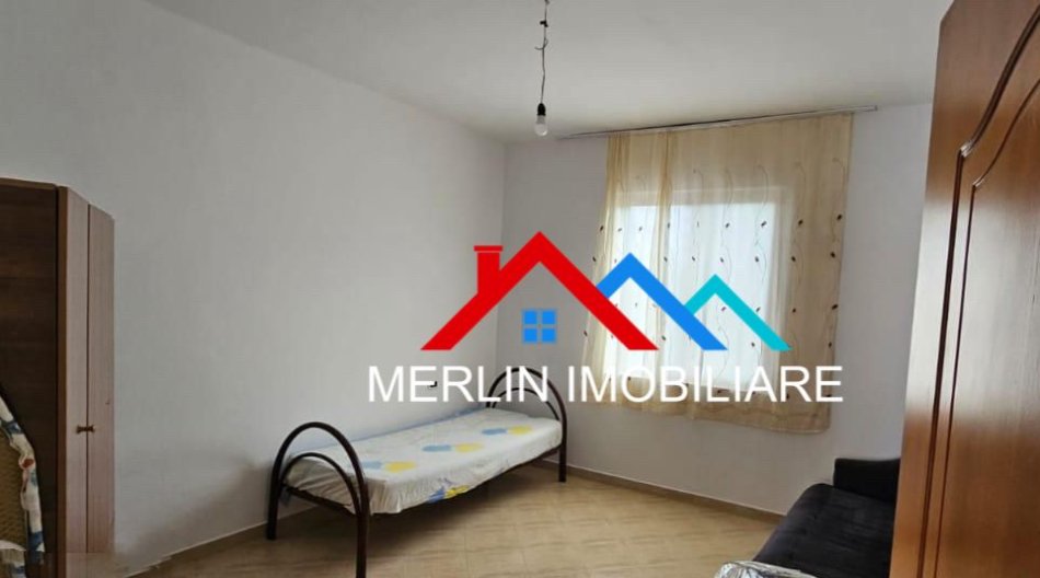 Tirane, jepet me qera apartament 2+1 Kati 3, 119 m² 650 € (Rruga e Kavajes)