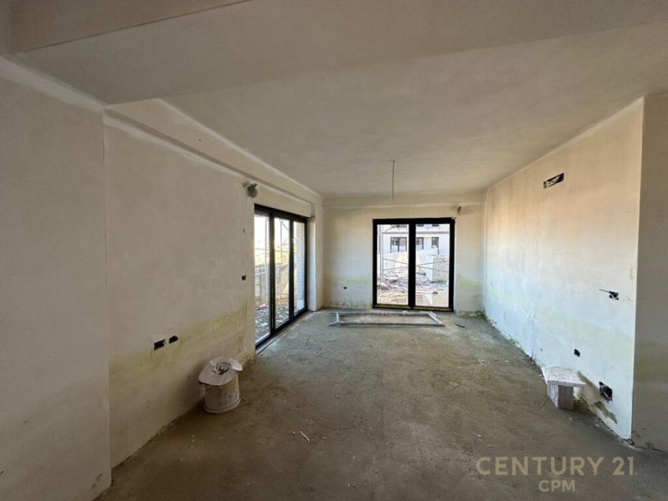 Tirane, shes apartament 2+1+2+VERANDE , 182 m² 225.000 € (Kodra e Diellit Residence)