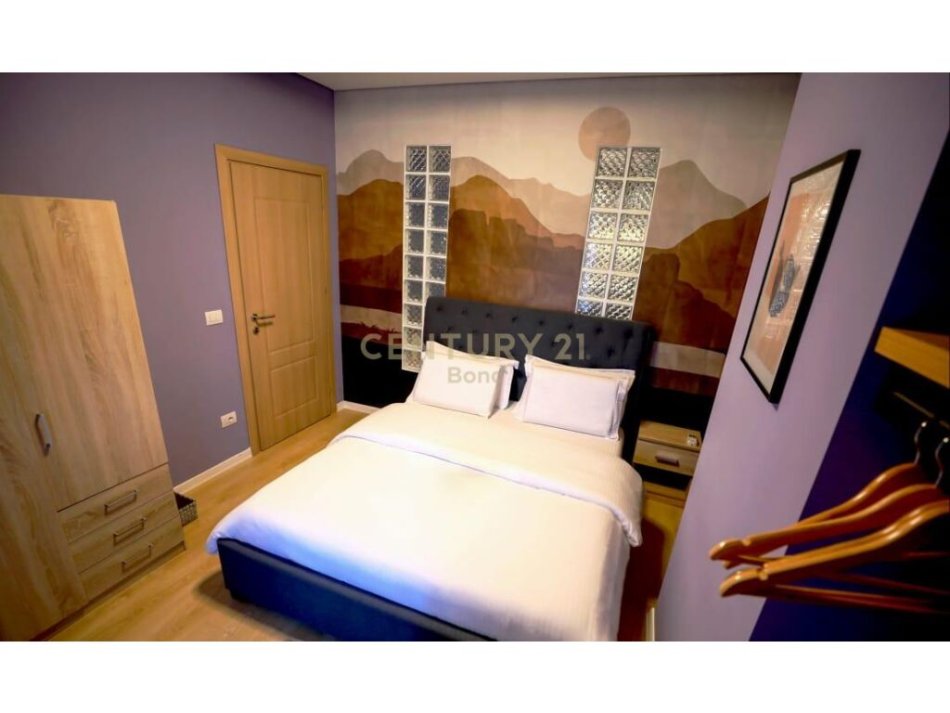 Tirane, jepet me qera 2+1 Kati 2, 80 m² 1.000 € (Rruga Reshit Collaku, Myslym Shyri)