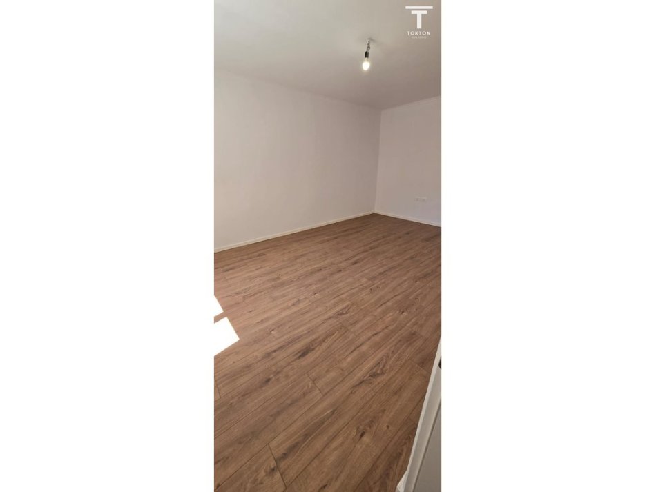 Tirane, shitet apartament 1+1 Kati 2, 32 m² 110.000 € (21 Dhjetori)