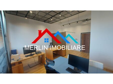 Tirane, shitet ambjent biznesi Kati 3, 42 m² 126.000 € (Kongresi Manastirit)
