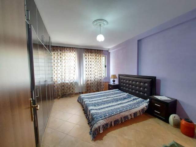 Tirane, shitet apartament Kati 3, 101 m² 83.000 Euro (Bulevardi Migjeni)