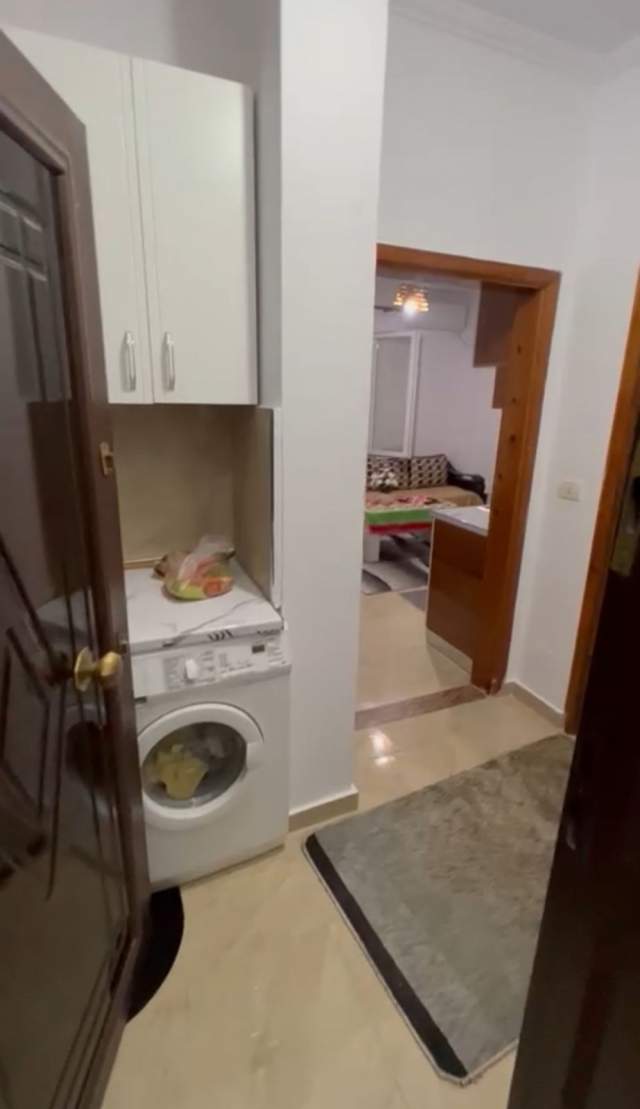 Tirane, jepet me qera apartament 1+1+BLK Kati 4, 65 m² 35.000 Leke (rruga 5 Maj)