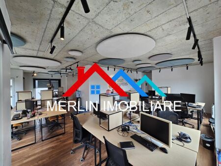 Tirane, jepet me qera ambjent biznesi Kati 4, 175 m² 2.000 € (Rruga e Elbasanit)