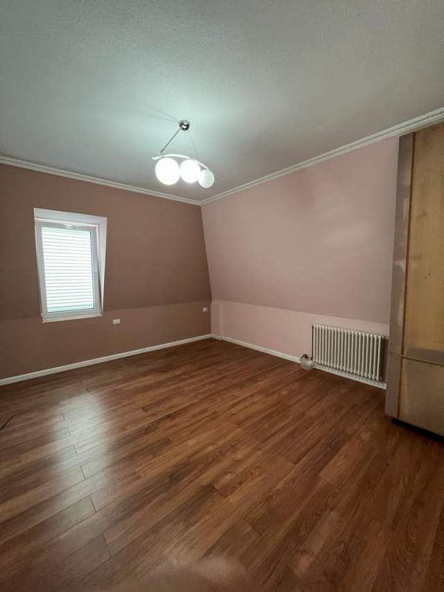 Tirane, shes apartament 2+1+BLK 104 m² 105.000 Euro (FRESKU)
