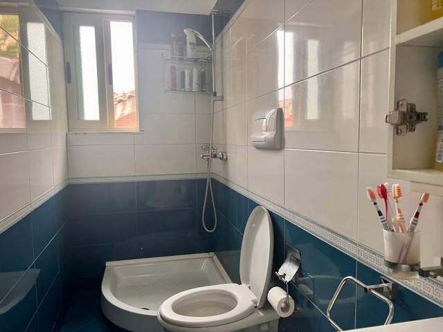 Tirane, jepet me qera apartament 2+1 Kati 2, 72 m² 500 Euro (rruga durrsit)