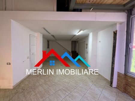 Tirane, shitet ambjent biznesi Kati 0, 40 m² 105.000 € (Sali Butka)