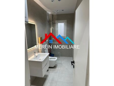 Tirane, jepet me qera apartament 2+1 Kati 4, 62 m² 800 € (Vaso Pasha)