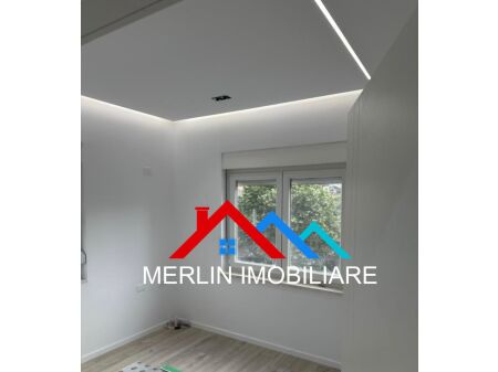 Tirane, jepet me qera apartament 2+1 Kati 4, 62 m² 800 € (Vaso Pasha)