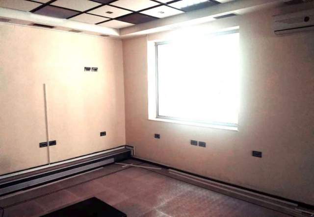 Tirane, shitet ambjent biznesi 55 m² 135.000 Euro