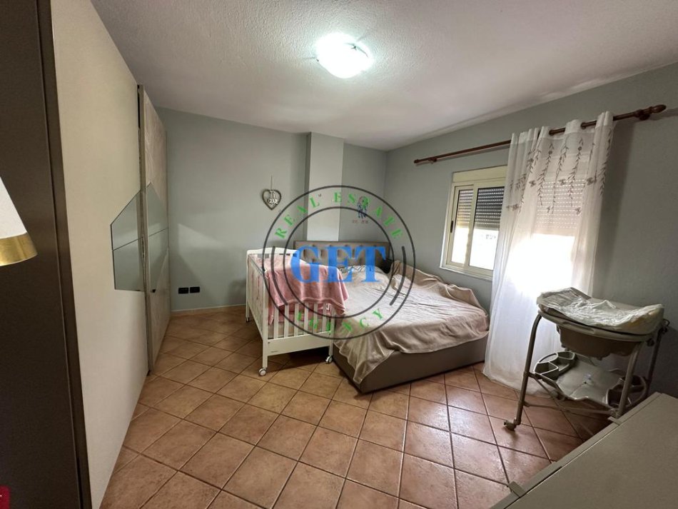 Durres, shitet apartament 3+1 Kati 7, 156 m² 230.000 € 
