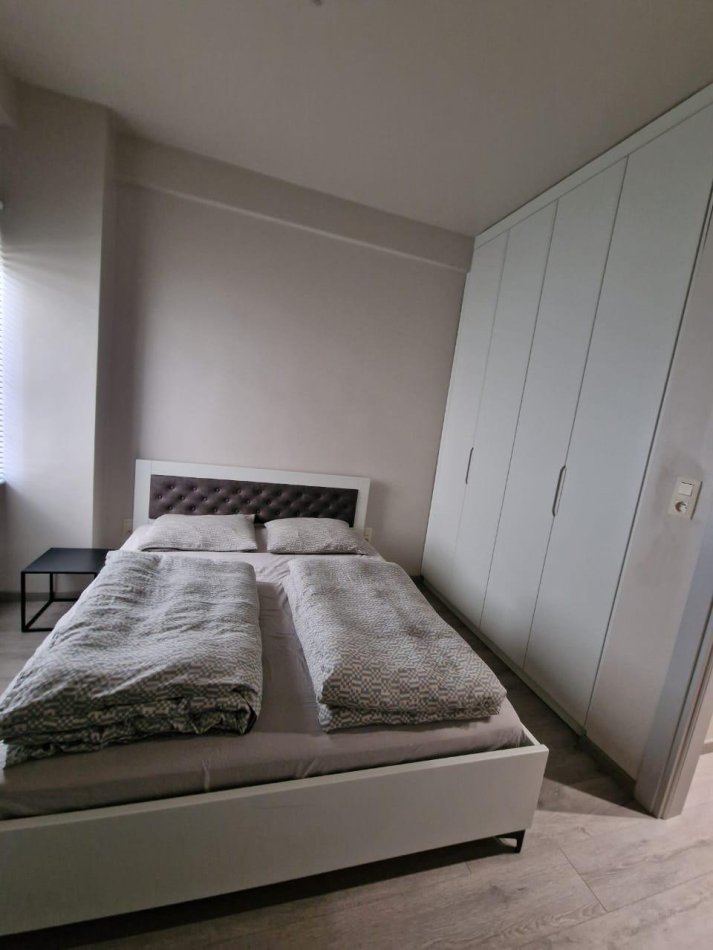 Tirane, jepet me qera 1+1 Kati 3, 60 m² 700 € (kopshti zoologjik)