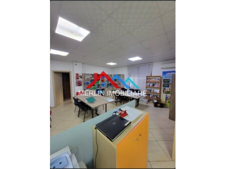 Tirane, jepet me qera apartament 2+1 Kati 2, 126 m² 1.200 € (Pjeter Bogdani)