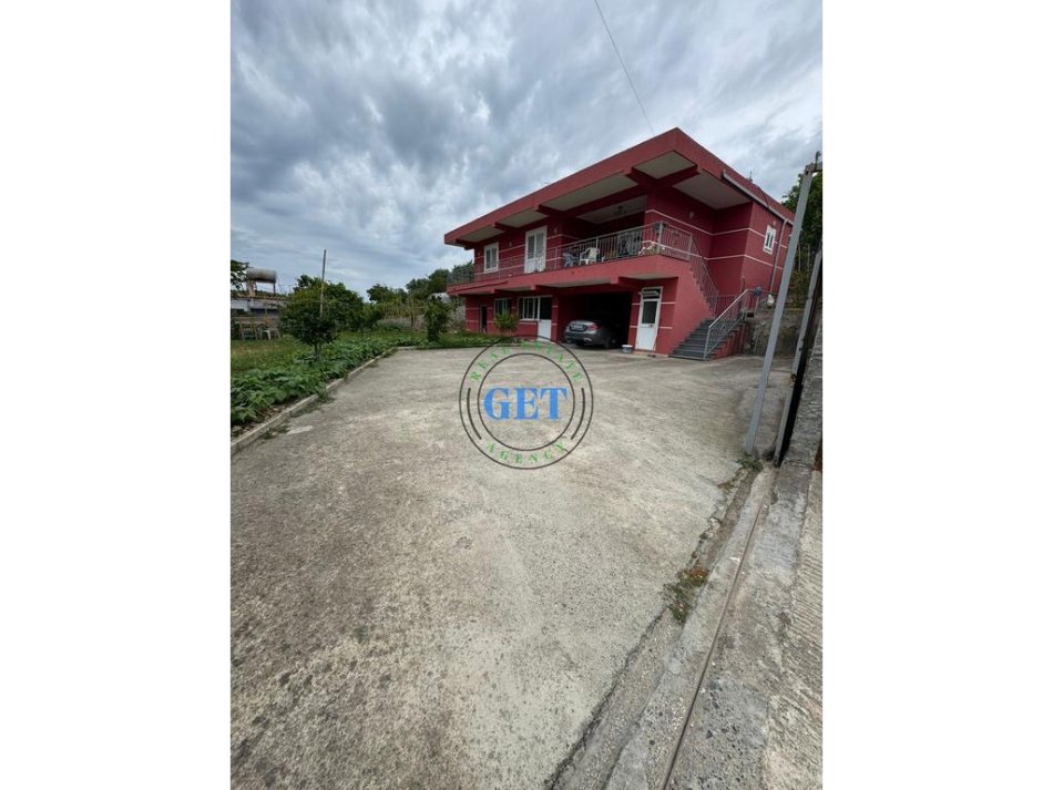 shitet shtepi 2 Katshe Kati 2, 215 m² 170.000 €