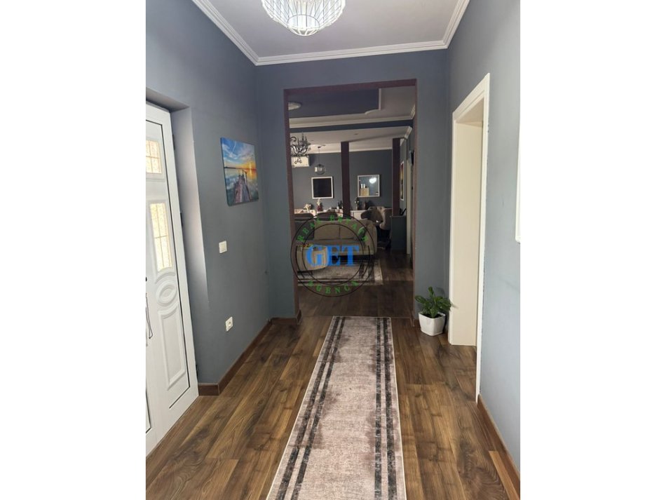 shitet shtepi 2 Katshe Kati 2, 215 m² 170.000 €