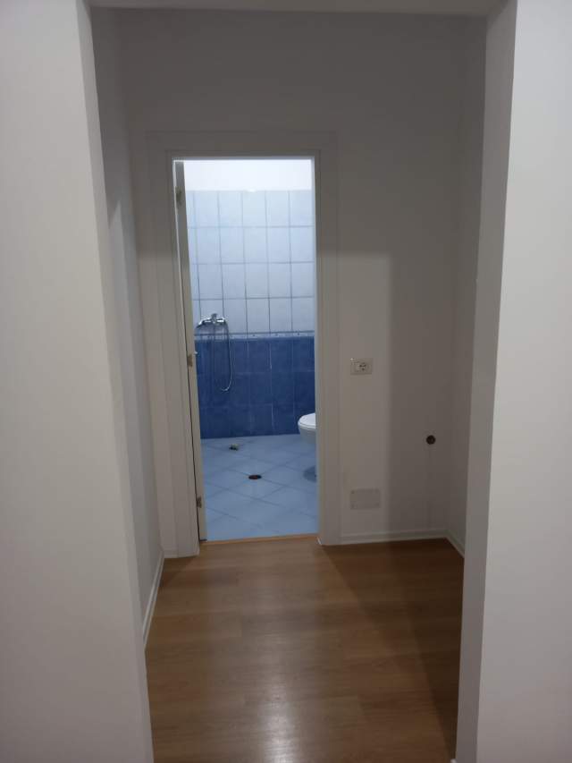 Tirane, shes apartament 1+1+A Kati 8, 60 m² 56.000 Euro (Besim Alla)