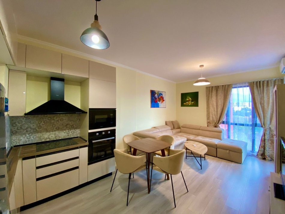 Qira Apartament 1+1+BLK “Farmacia 10, QSUT”, Tiranë.