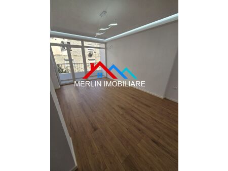 Tirane, shitet apartament 2+1 Kati 3, 71 m² 160.000 € (Rruga e Elbasanit)