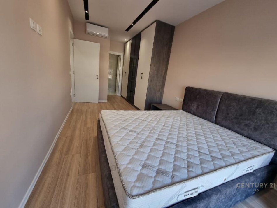 JAPIM ME QIRA APARTAMENT 2+1+2 TE FIORI DI BOSCO!!