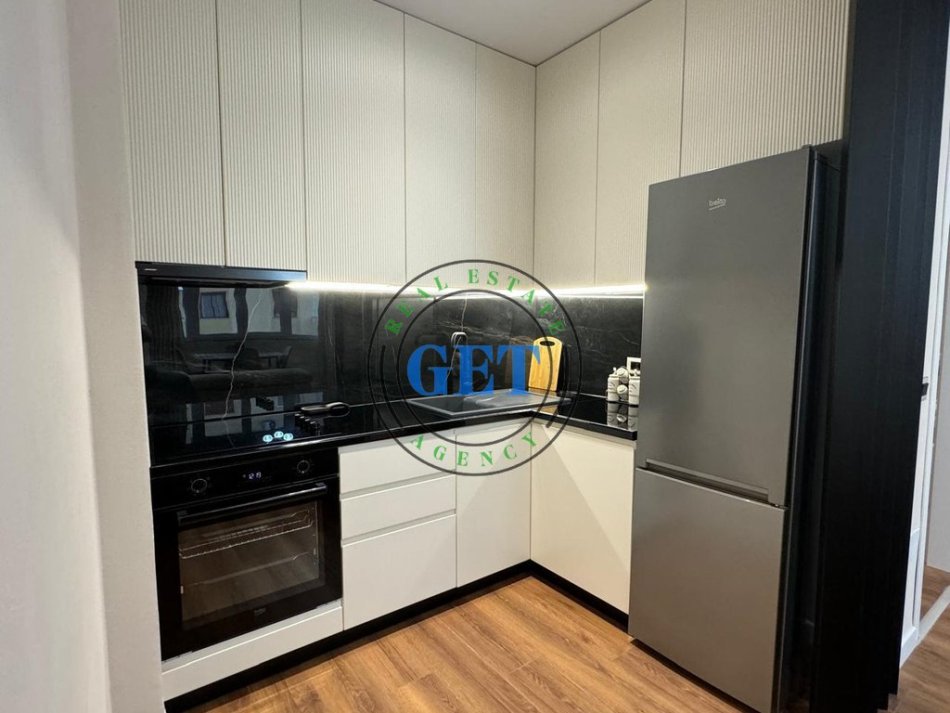 Durres, shitet apartament 1+1 Kati 8, 65 m² 129.000 € (Plazh,Durres)