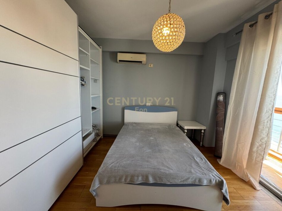 JEPET ME QIRA APARTAMENT ME PAMJE DETI NE CURRILA!