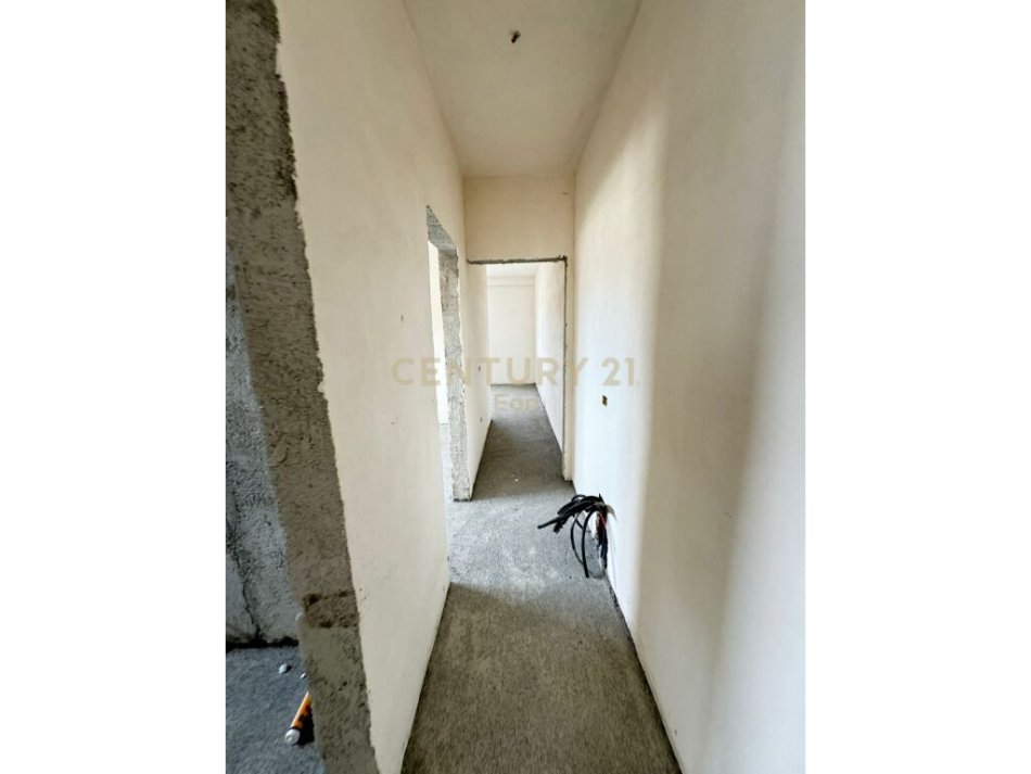 SHESIM APARTAMENT 2+1, RRUGA A.GOGA, DURRES!