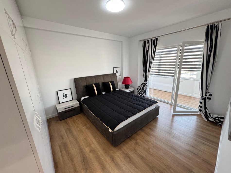 Tirane, jepet me qera apartament 2+1 Kati 3, 110 m² 700 € (kodra e diellit)