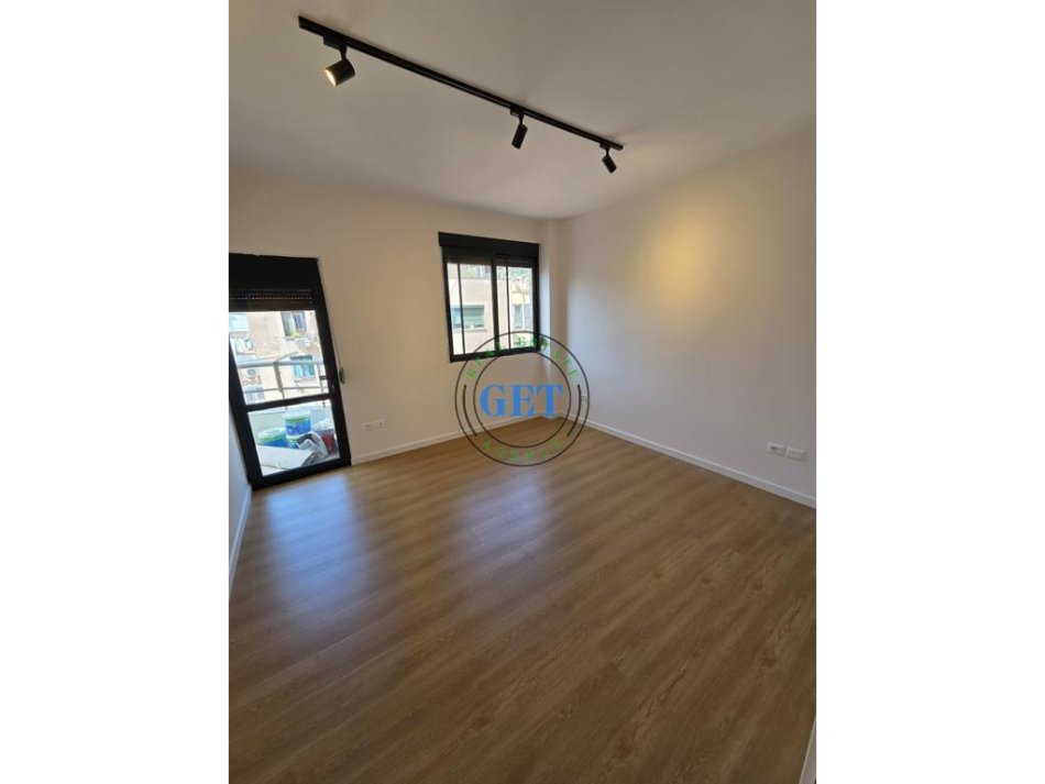 Durres, shitet apartament 2+1+Ballkon Kati 5, 95 m² 235.000 € (vollga)