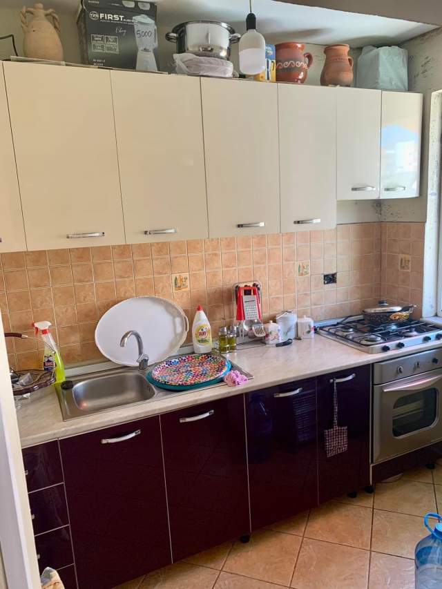 Tirane, shitet apartament 1+1+BLK Kati 5, 56 m² 58.000 Euro (Ali Demi)