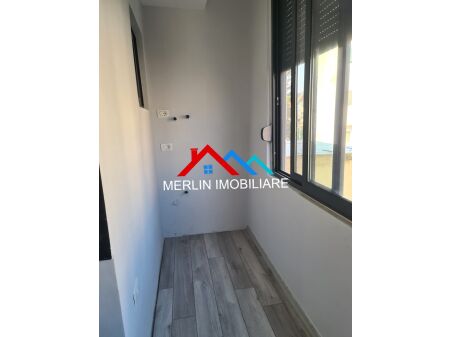 Tirane, shitet apartament 1+1 Kati 3, 53 m² 128.000 € (21 Dhjetori)