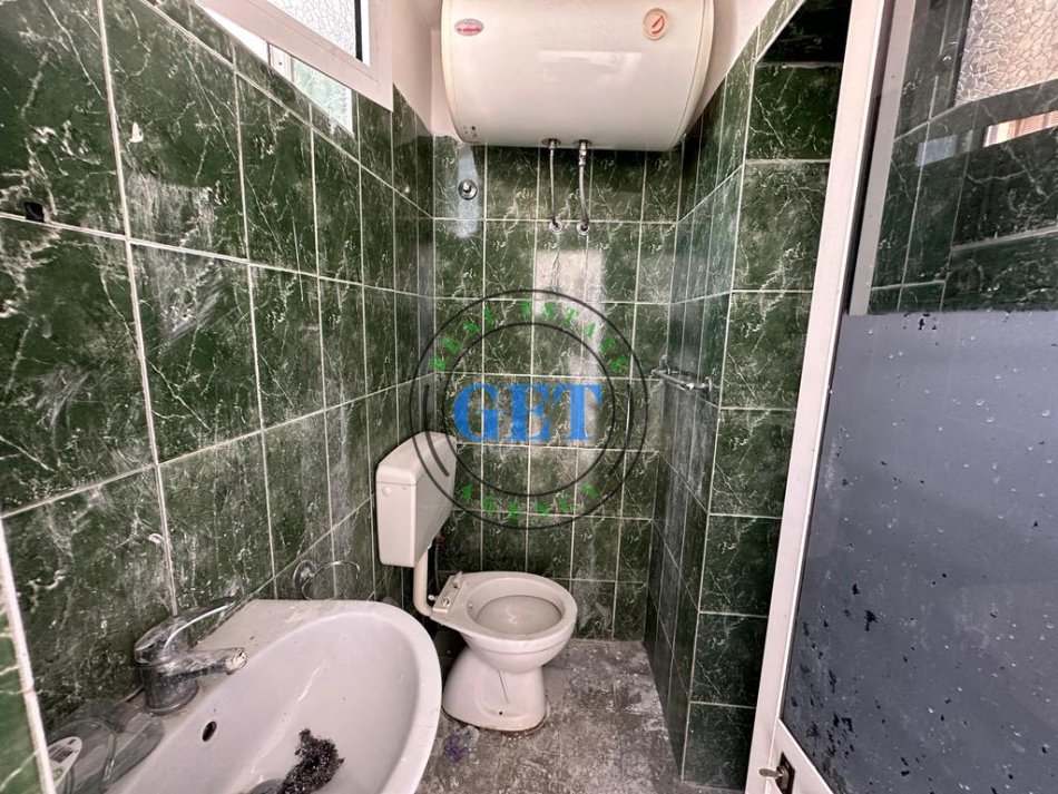 Durres, shitet garsonier 1+1 Kati 1, 45 m² 42.000 € (Stadiumi)