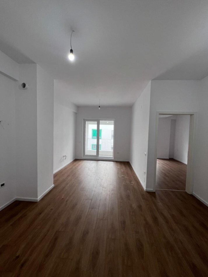 Tirane, shitet apartament 1+1+Ballkon Kati 6, 62 m² 98.080 € (Kompleksi Kaimi)