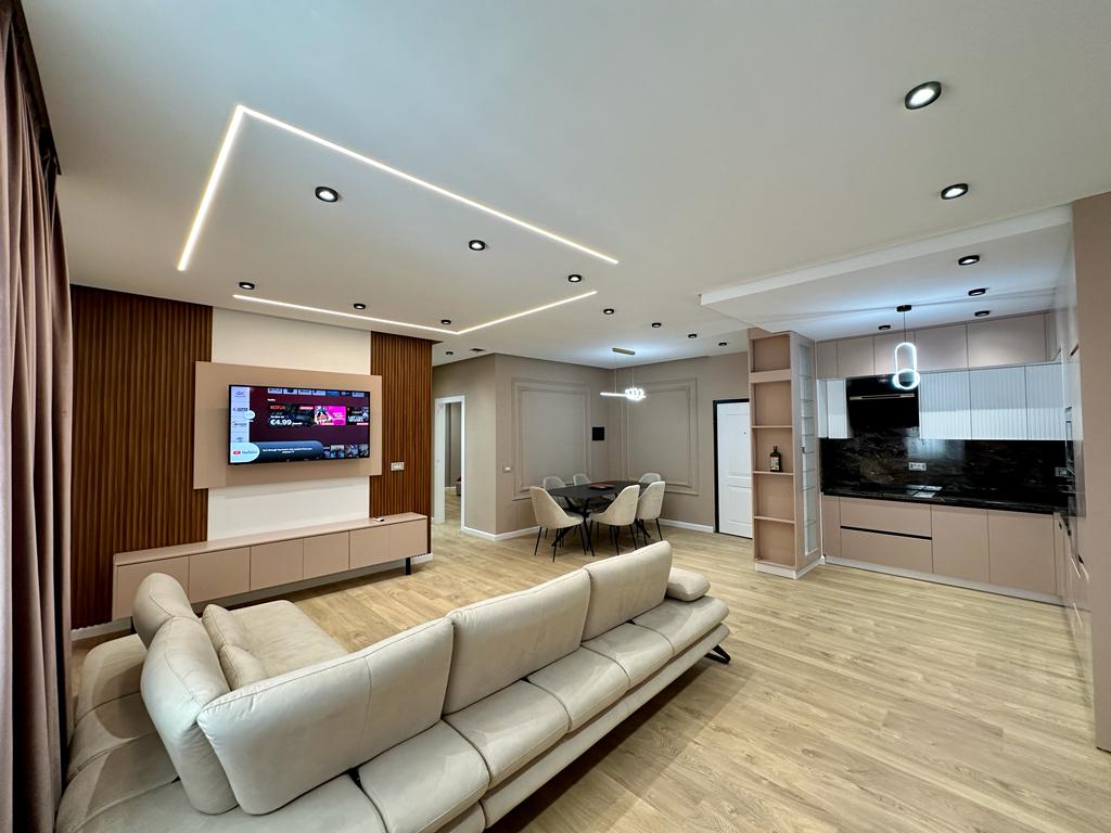 Tirane, jepet me qera apartament 2+1+BLK Kati 2, 116 m² 950 Euro (Liqeni i Farkes)