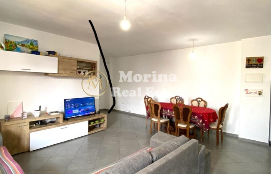 Tirane, shitet apartament 2+1 Kati 4, 121 m² 157.000 € (Rrethrrotullimi i Shkozes/Rruga Aleksander Konda)