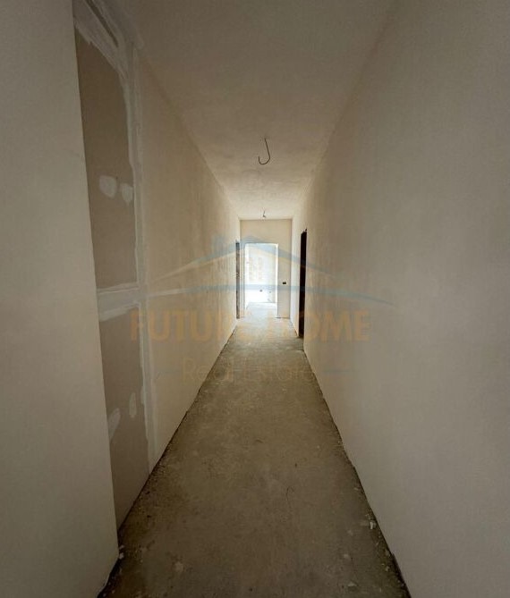 Tirane, shitet apartament 2+1 Kati 2, 108 m² 161.700 € (BULEVARDI I RI ,RRUGA JORDAN MISJA)