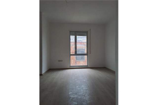 Tirane, jap me qera apartament 2+1+BLK Kati 1, 380 Euro (Arkitekt Sinani)