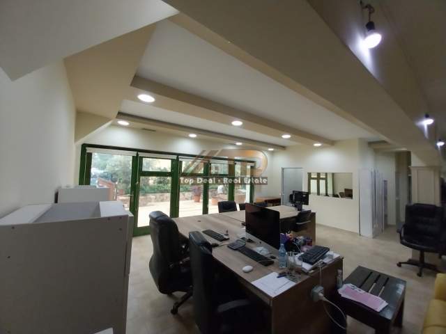 Tirane, jepet me qera zyre Kati 0, 190 m² 2.700 Euro (Rruga Bulevardi zogu i pare)