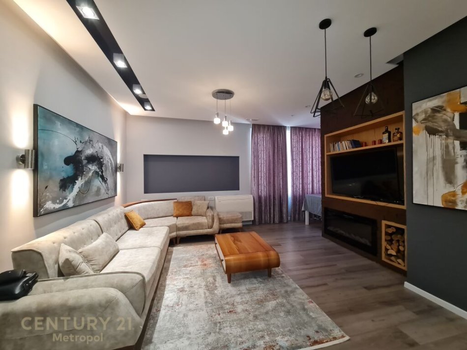 Tirane, jepet me qera apartament 2+1 Kati 1, 95 m² 800 € (KOPSHTI BOTANIK)