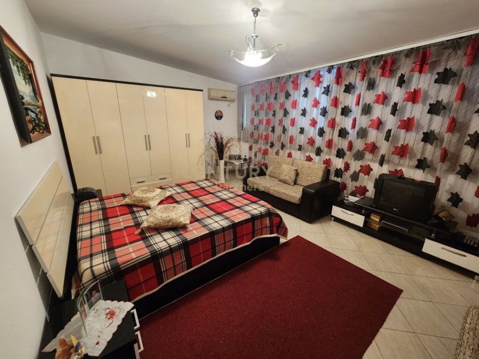 Tirane, shitet 3+1 Kati 7, 145 m² 125.000 € (Rruga Fabrika e Qelqit Tiranë,Shqipëria)