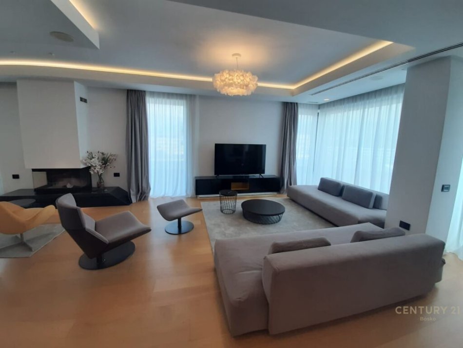 Tirane, shes apartament 4+1+2+VERANDE , 469 m² 850,000 € (Kopshti Botanik Zoologjik)