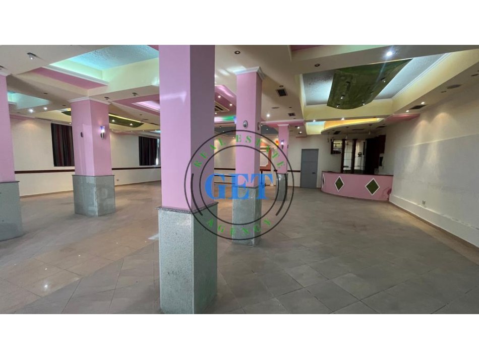 Durres, shitet shtepi 2 Katshe , 536 m² 400.000 € 