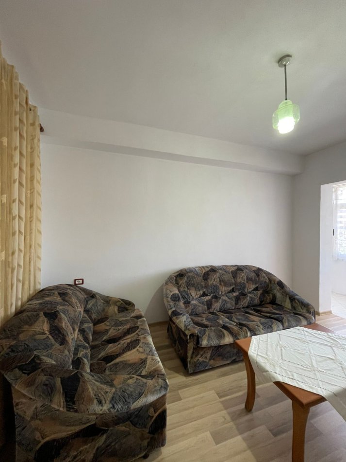 Durres, shitet apartament 2+1+Ballkon Kati 4, 70 m² 95.000 € (Stacioni Trenit Durres)