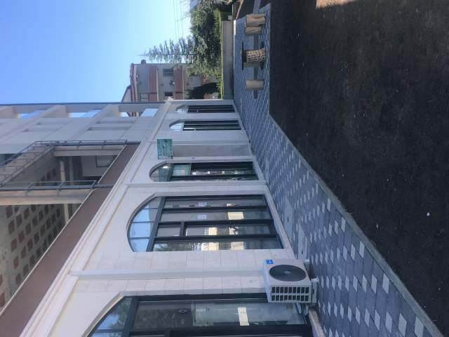 Tirane, jepet me qera Kati 0, 30 m² 300 Euro