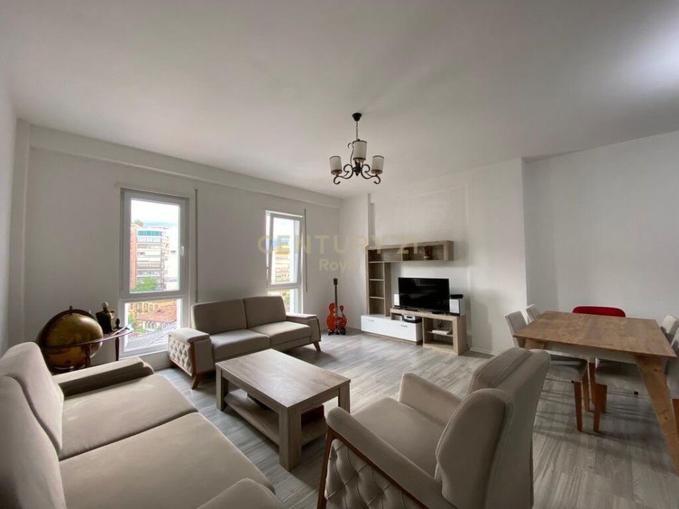 Tirane, jepet me qera apartament 2+1, Kati 5, 138 m² 1,500 € (rruga dibres)