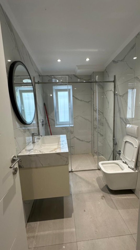 Tirane, shitet apartament 2+1 Kati 1, 62 m² 118.000 € (Varri i Bomit)