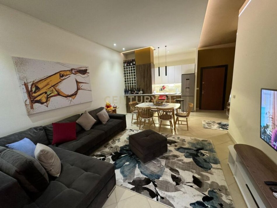 Tirane, jepet me qera apartament 1+1 , 74 m² 600 € (Bill Klinton Tirana, Albania)