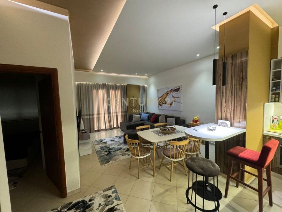 Tirane, jepet me qera apartament 1+1 , 74 m² 600 € (Bill Klinton Tirana, Albania)