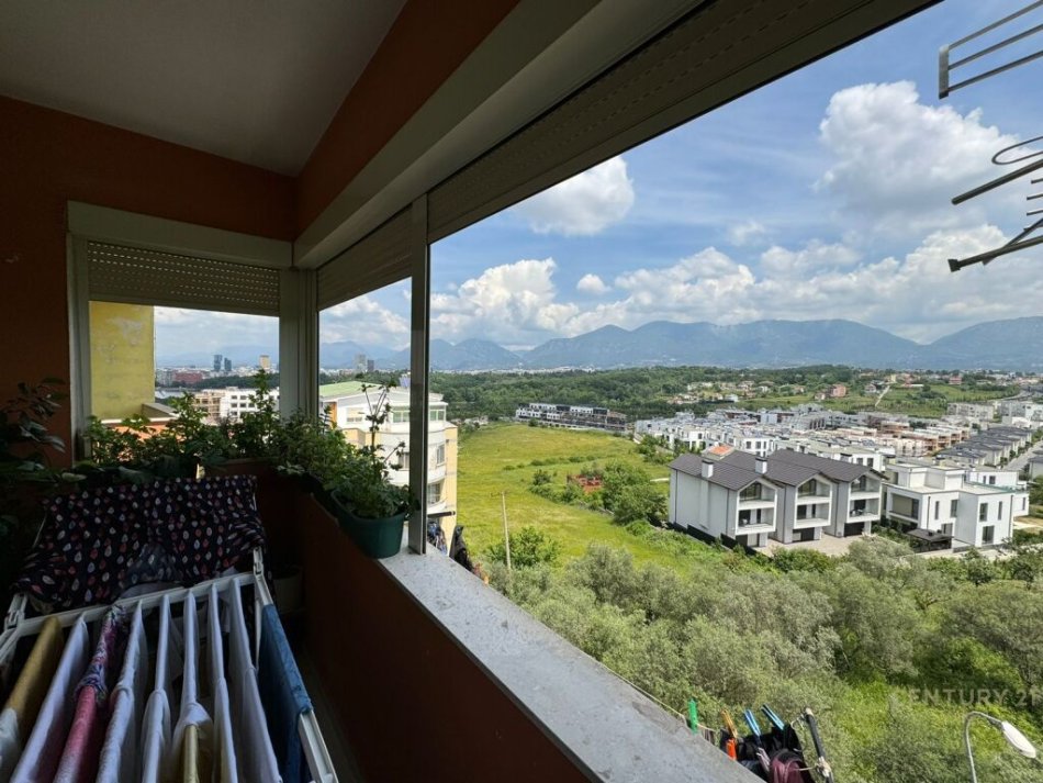 Tirane, jepet me qera apartament 1+1+Ballkon Kati 5, 65 m² 585 € (LIQENI I THATE)