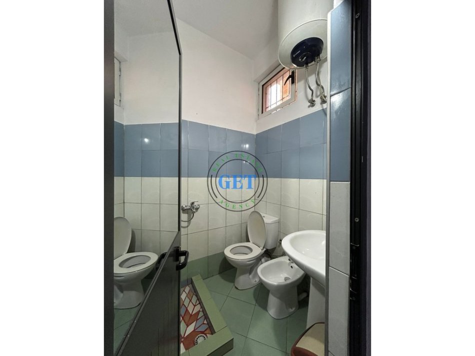 Durres, jepet me qera apartament 1+1+Aneks Kati 0, 80 m² 200 € 