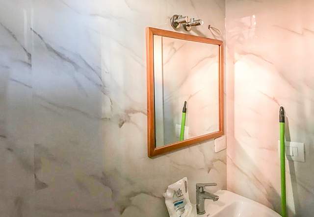 Tirane, jepet me qera ambjent biznesi 50 m² 80.000 Leke